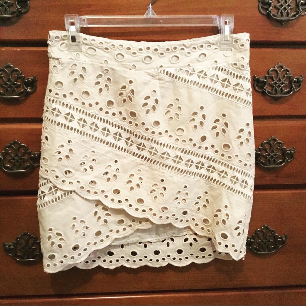 H&M cream-colored eyelet skirt